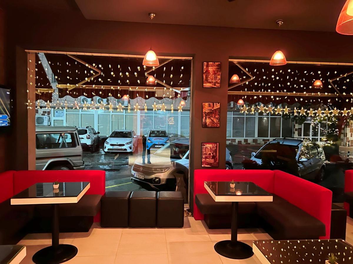 Hotel Dunav Vidin Bagian luar foto