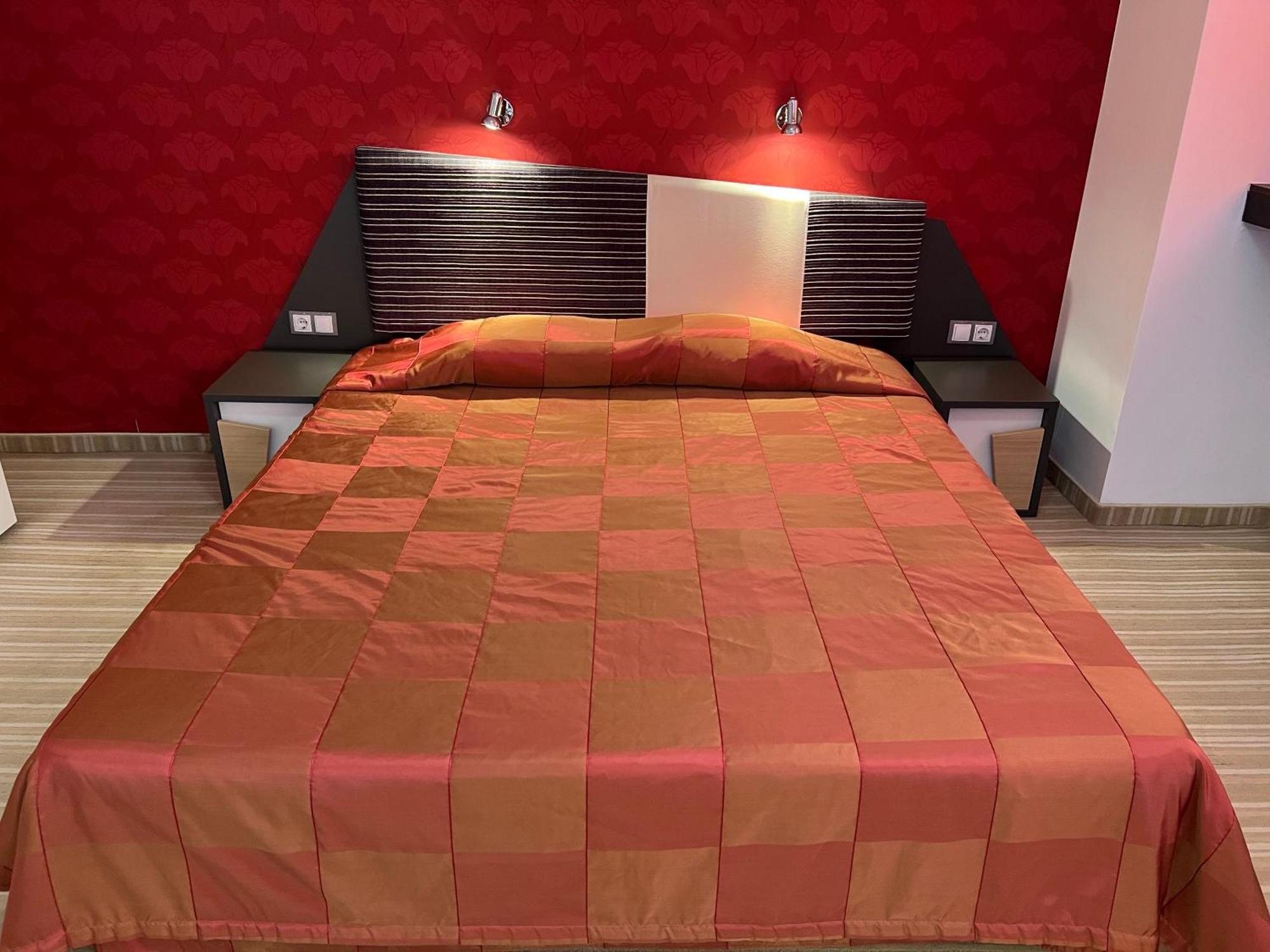 Hotel Dunav Vidin Bagian luar foto