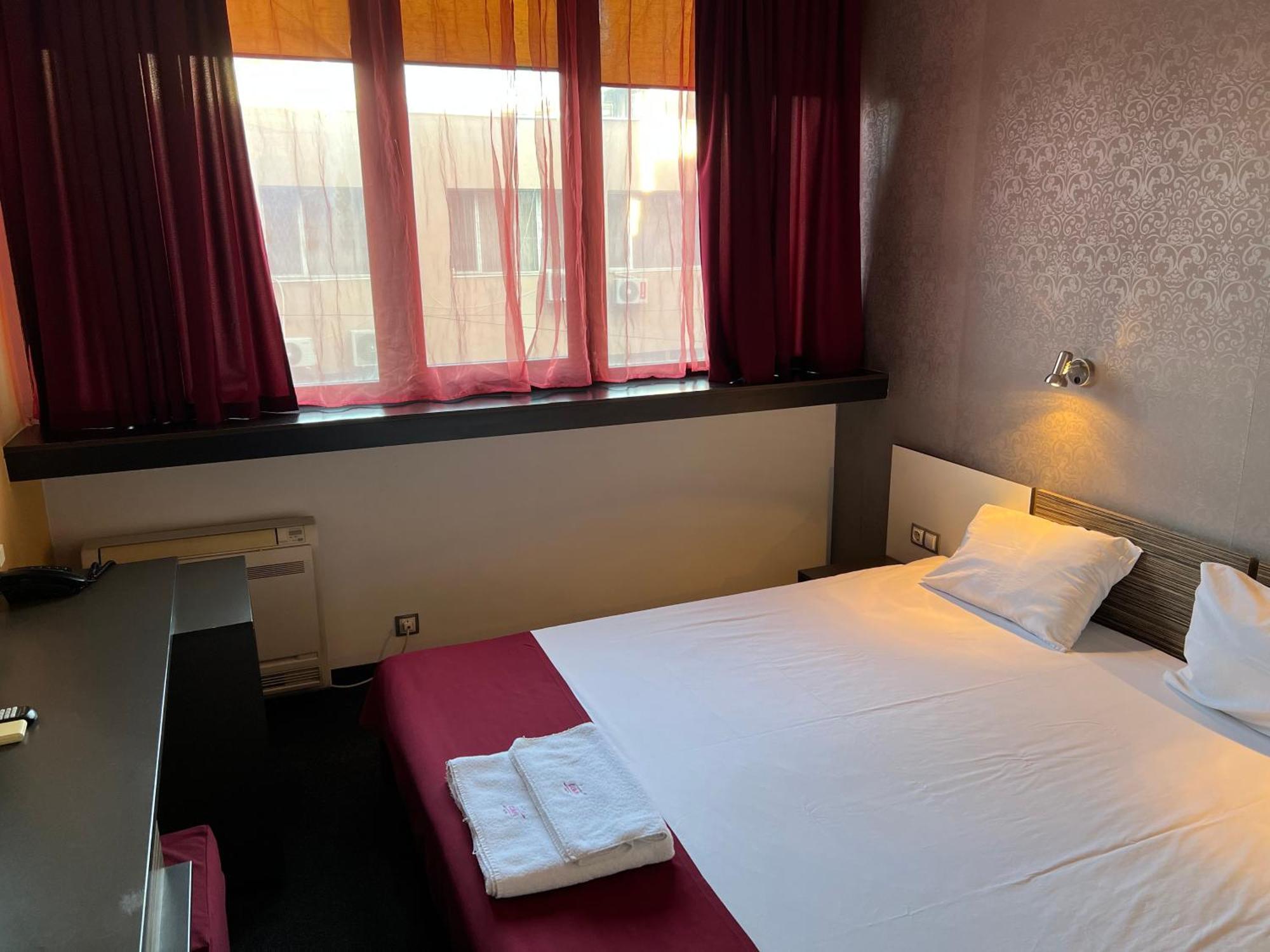 Hotel Dunav Vidin Bagian luar foto